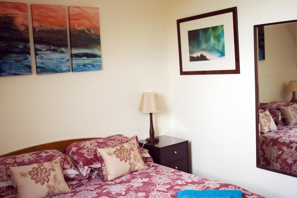 La Nesliere Chambres D'Hotes Bio Saint-Symphorien-des-Monts Екстериор снимка